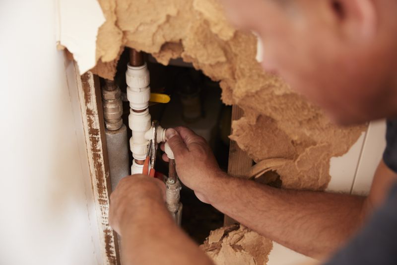When to Hire a Plumber